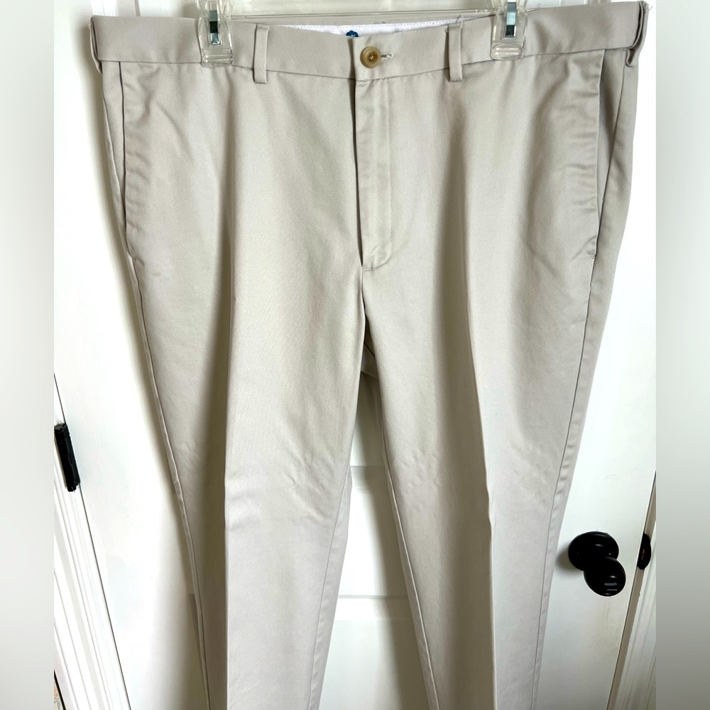 Haggar Work to Weekend Khaki Pants Size 40/30